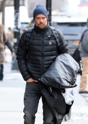 Josh Duhamel - Josh Duhamel - is spotted out and about in New York City, New York - February 24, 2015 - 26xHQ 0gQoI4td