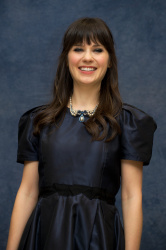 Zooey Deschanel - Yes Man press conference portraits by Vera Anderson (Beverly Hills, December 4, 2008) - 23xHQ 0hTbVHVY