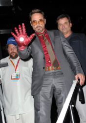Robert Downey Jr. - "Iron Man 3" panel during Comic-Con at San Diego Convention Center (July 14, 2012) - 36xHQ 18DIDWkc