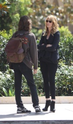 Andrew Garfield and Laura Dern - talk while waiting for their car in Beverly Hills on June 1, 2015 - 18xHQ 3DMIb288