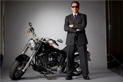 Arnold Schwarzenegger - Robert Gallagher Photoshoot - 8xHQ 40fzWDoH