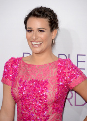 Lea Michele - 2013 People's Choice Awards at the Nokia Theatre in Los Angeles, California - January 9, 2013 - 339xHQ 5R8W2fuh