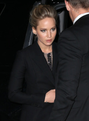Jennifer Lawrence и Bradley Cooper - Attends a screening of 'Serena' hosted by Magnolia Pictures and The Cinema Society with Dior Beauty, Нью-Йорк, 21 марта 2015 (449xHQ) 5mOIrCus