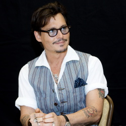 Johnny Depp - "Pirates of the Caribbean: On Stranger Tides" press conference portraits by Armando Gallo (Beverly Hills, May 4, 2011) - 22xHQ 720lLZzs