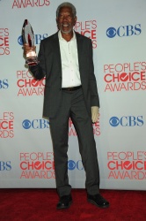 Morgan Freeman - 2012 People's Choice Awards in Los Angeles - January 11 2012 - 34xHQ 8DnG6f8Z