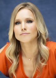 Kristen Bell - Kristen Bell - "You Again" press conference portraits by Armando Gallo (Beverly Hills, August 28, 2010) - 12xHQ 8IDcQvjH