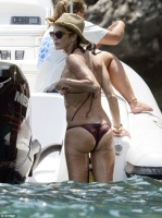 [LQ tag] Elle Macpherson - wearing a bikini in Italy July 2015