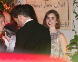 Lily Collins - Leaving a Golden Globes after party in West Hollywood, 11 января 2015 (9xHQ) BDEWYsFO