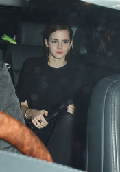 Emma Watson leaving the pre BAFTA party held at the Annabel's members club in Mayfair, London, 7 февраля 2015 (7xHQ) CWUVhjgc