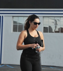 Kelly Brook - Leaving the Gym in Los Angeles, 9 января 2015 (44xHQ) Ct9sNJDX