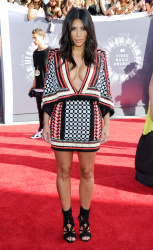 Kim Kardashian - 2014 MTV Video Music Awards in Los Angeles, August 24, 2014 - 90xHQ DbFHf5IN