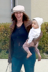 Jennifer Love Hewitt - Jennifer Love Hewitt - Out for lunch in West Hollywood, 13 января 2015 (20xHQ) EVQakr0I