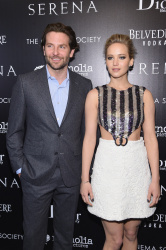 Jennifer Lawrence и Bradley Cooper - Attends a screening of 'Serena' hosted by Magnolia Pictures and The Cinema Society with Dior Beauty, Нью-Йорк, 21 марта 2015 (449xHQ) GA2YQJ0q
