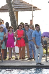 Zac Efron, Adam DeVine, Anna Kendrick & Aubrey Plaza - On the set of "Mike And Dave Need Wedding Dates" in Turtle Bay,Oahu,Hawaii 2015.06.03 - 41xHQ H2zo6lnC