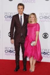 Kristen Bell - The 41st Annual People's Choice Awards in LA - January 7, 2015 - 262xHQ H5iDRnen