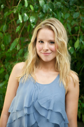 Kristen Bell - Couples Retreat press conference portraits by Vera Anderson (Beverly Hills, September 23, 2009) - 4xHQ JC1VqK1m