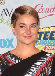Shailene Woodley - 2014 Teen Choice Awards, Los Angeles August 10, 2014 - 363xHQ L7yOutyV