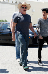 Arnold Schwarzenegger - seen out in Los Angeles - April 18, 2015 - 72xHQ MHLmlujS