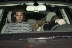 Andrew Garfield & Emma Stone - Leaving an Arcade Fire concert in Los Angeles - May 27, 2015 - 108xHQ MYyGi3Dv