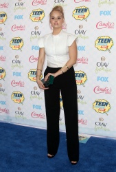 Debby Ryan - FOX's 2014 Teen Choice Awards at The Shrine Auditorium in Los Angeles, California - August 10, 2014 - 98xHQ NNmkD4R1