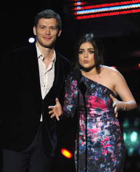 Joseph Morgan, Persia White - 40th People's Choice Awards held at Nokia Theatre L.A. Live in Los Angeles (January 8, 2014) - 114xHQ O0Aw44S4