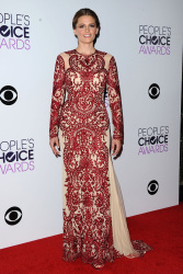 Stana Katic - 40th People's Choice Awards held at Nokia Theatre L.A. Live in Los Angeles (January 8, 2014) - 84xHQ Os0Oouz8