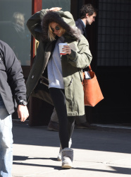 Sienna Miller - Out and about in New York City - February 11, 2015 (30xHQ) PWmiJlIo