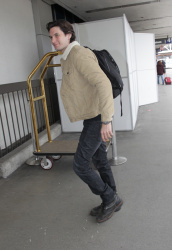 Ben Barnes - Ben Barnes - Departing From LAX Airport (January 29,2015) - 15xHQ RpdmLNqi