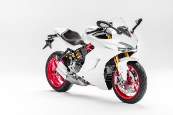 2017 Ducati SuperSport, SuperSport S unveiled at Intermot