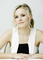 Kristen Bell - "When In Rome" press conference portraits by Armando Gallo (Beverly Hills, January 9, 2010) - 22xHQ Vol2AAPl