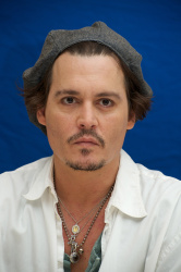 Johnny Depp - The Rum Diary press conference portraits by Vera Anderson (Hollywood, October 13, 2011) - 13xHQ WgKgl13X