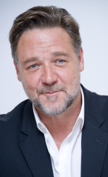 Russell Crowe - Russell Crowe - Noah press conference portraits by Magnus Sundholm (Beverly Hills, March 24, 2014) - 17xHQ Znt0nkfR