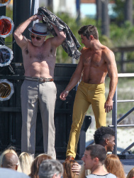 Zac Efron & Robert De Niro - On the set of Dirty Grandpa in Tybee Island,Giorgia 2015.04.30 - 140xHQ AdODTAWm