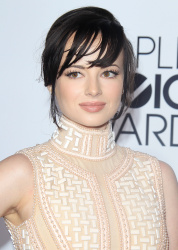 Ashley Rickards - 40th Annual People's Choice Awards at Nokia Theatre L.A. Live in Los Angeles, CA - January 8. 2014 - 28xHQ ChBkFLyK