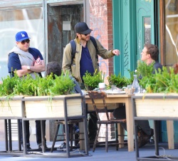 Jonah Hill - Jake Gyllenhaal & Jonah Hill & America Ferrera - Out And About In NYC 2013.04.30 - 37xHQ D03F7Yhb