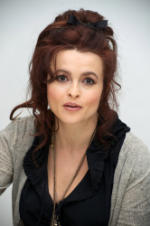 Helena Bonham Carter - The King's Speech press conference portraits by Vera Anderson (Beverly Hills, October 26, 2010) - 5xHQ DTBYye8r