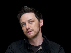 James McAvoy - James McAvoy - X-Men: Days of Future Past press conference portraits by Magnus Sundholm (New York, May 9, 2014) - 17xHQ Ebo15DBb