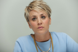 Kaley Cuoco - The Wedding Ringer press conference portraits by Herve Tropea (Los Angeles, January 6, 2015) - 10xHQ F4JuJ4h8