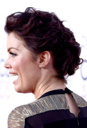 Bellamy Young - The 41st Annual People's Choice Awards in LA - January 7, 2015 - 61xHQ FDYLDgYp