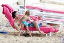 Mark Wahlberg - and his family seen enjoying a holiday in Barbados (December 26, 2014) - 165xHQ FemVw5fN