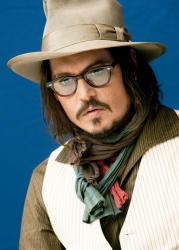 Johnny Depp - "The Tourist" press conference portraits by Armando Gallo (New York, December 6, 2010) - 31xHQ GfIgrc1U