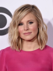Kristen Bell - The 41st Annual People's Choice Awards in LA - January 7, 2015 - 262xHQ KBIJcR9Y