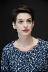 Anne Hathaway - Les Miserables press conference portraits by Magnus Sundholm (New York, December 2, 2012) - 12xHQ KDaRqB4E