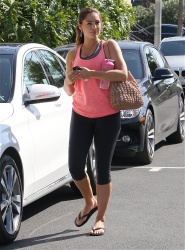 Kelly Brook - at the gym in Los Angeles (2015.02.25.) (49xHQ) Md4Znij9