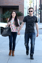 Kelli Berglund - Out and about in Beverly Hills, 23 января 2015 (14xHQ) O0giEtao
