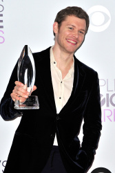 Persia White - Joseph Morgan, Persia White - 40th People's Choice Awards held at Nokia Theatre L.A. Live in Los Angeles (January 8, 2014) - 114xHQ PCGZPfA3
