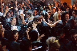 Ashton Kutcher - Ashton Kutcher, Amanda Peet, Aimee Garcia, Ali Larter - промо стиль и постеры к фильму "A Lot Like Love (Больше, чем любовь)", 2005 (29xHQ) PxcdO8ZN