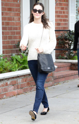 Emmy Rossum - Shopping in Beverly Hills - February 27, 2015 (57xHQ) TpR0so9S