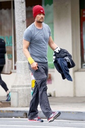 Josh Duhamel - looked determined on Monday morning as he head into a CircuitWorks class in Santa Monica - March 2, 2015 - 17xHQ VIiXJnZ1
