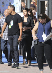 Selena Gomez - At the FOX's 2014 Teen Choice Awards, August 10, 2014 - 393xHQ VSm1IV8f